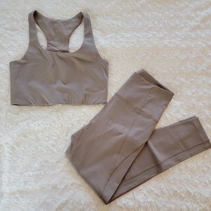 Girlfriend Collective Medium Bra & Small Leggings